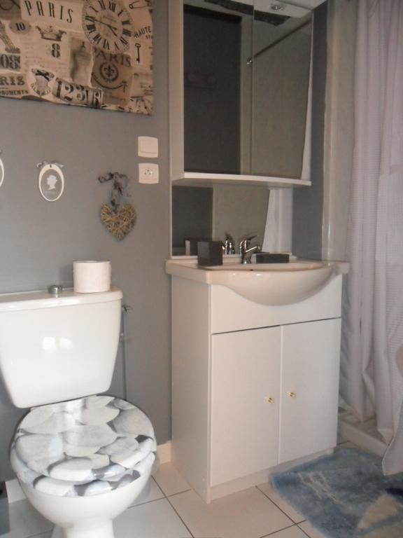 Gite Hotel Chambre D' Hotes Et Roulottes Et Du Ternois Saint-Pol-sur-Ternoise Habitación foto